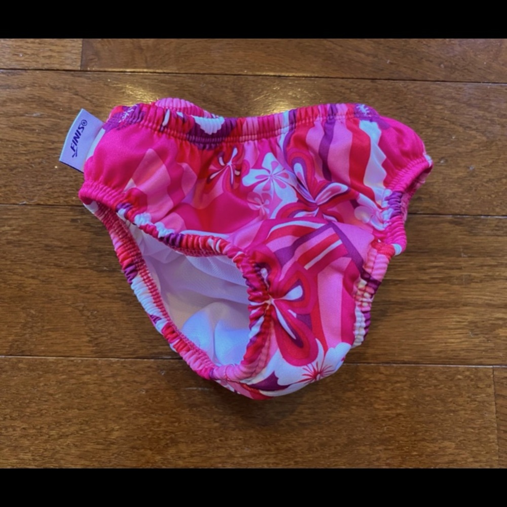 Kids Pink Reusable Swim Diaper, Size 24-30 months (33-38lb)